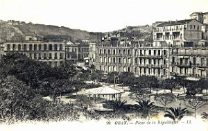 MH n- 009- Place de la republique